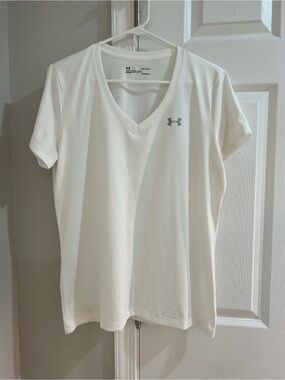 Under Armour White V-Neck Short Sleeve Tee